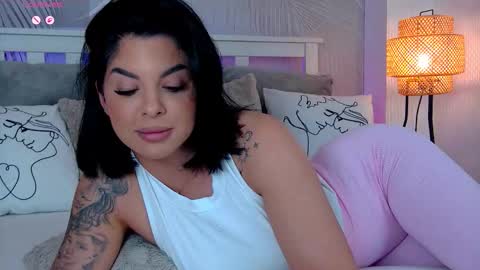 Snapshot of evareyss chatting on 18, 3, 2026 evareyss online show from 18, 3, 2026