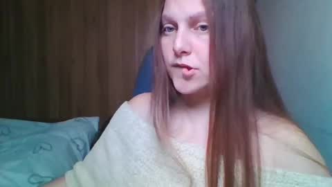 Snapshot of evasapples2026 chatting on 15, 5, 2026 evasapples2026 online show from 15, 5, 2026