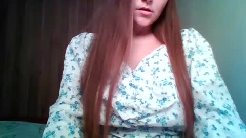 Snapshot of evasapples2026 chatting on 21, 6, 2026 evasapples2026 online show from 21, 6, 2026