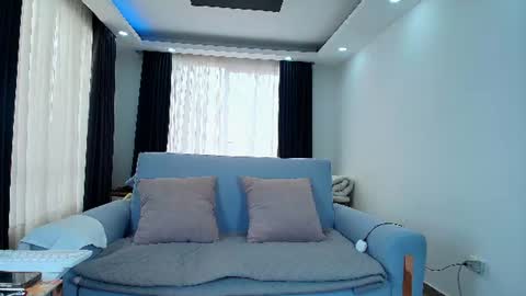 Snapshot of evasweet__ chatting on 25, 6, 2026 EVA LUNA online show from 25, 6, 2026