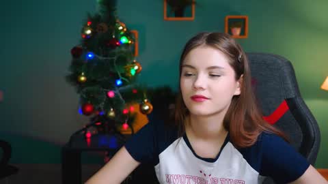 Snapshot of evathopson chatting on 4, 12, 2024 Eva  next stream -  - 1600 UTC2000  online show from 4, 12, 2024