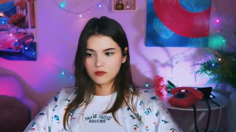 Snapshot of evathopson chatting on 21, 12, 2024 Eva  next stream -  - 1600 UTC2000  online show from 21, 12, 2024