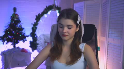 Snapshot of evathopson chatting on 25, 12, 2024 Eva  next stream -  - 1600 UTC2000  online show from 25, 12, 2024