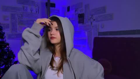 Snapshot of evathopson chatting on 9, 1, 2025 Eva  next stream -  - 1600 UTC2000  online show from 9, 1, 2025