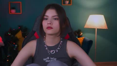 Snapshot of evathopson chatting on 14, 1, 2025 Eva  next stream -  - 1600 UTC2000  online show from 14, 1, 2025