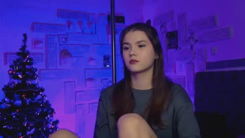 Snapshot of evathopson chatting on 19, 1, 2025 Eva  next stream -  - 1600 UTC2000  online show from 19, 1, 2025