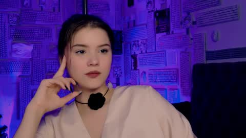 Snapshot of evathopson chatting on 1, 2, 2025 Eva  next stream -  - 1600 UTC2000  online show from 1, 2, 2025