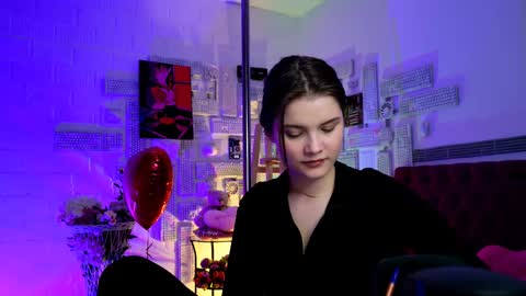 Snapshot of evathopson chatting on 13, 2, 2025 Eva  next stream -  - 1600 UTC2000  online show from 13, 2, 2025