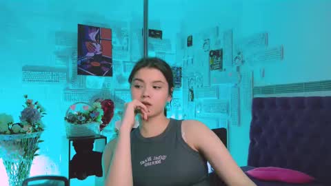 Snapshot of evathopson chatting on 1, 3, 2025 Eva  next stream -  - 1600 UTC2000  online show from 1, 3, 2025