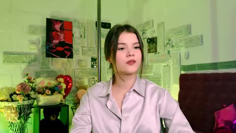 Snapshot of evathopson chatting on 8, 3, 2025 Eva  next stream -  - 1600 UTC2000  online show from 8, 3, 2025