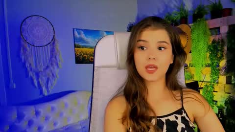 Snapshot of evathopson chatting on 15, 10, 2025 Eva  next stream -  - 1600 UTC2000  online show from 15, 10, 2025