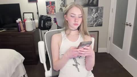 Goddess Eve online show from 4, 12, 2024