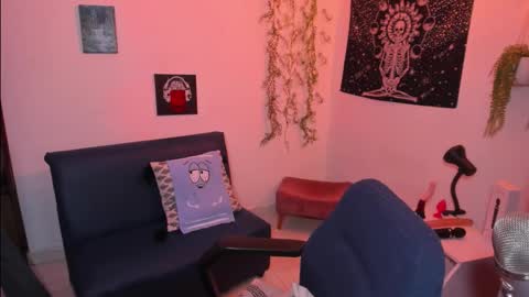 Eve Jane  online show from 14, 11, 2025