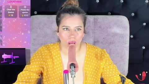 evelin belen1 online show from 13, 4, 2026