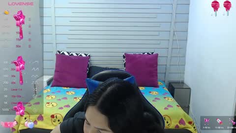 Snapshot of evelin_zaens chatting on 12, 1, 2025 evelin zaens online show from 12, 1, 2025