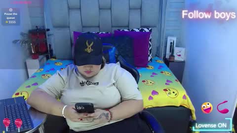 evelin zaens online show from 2, 11, 2025