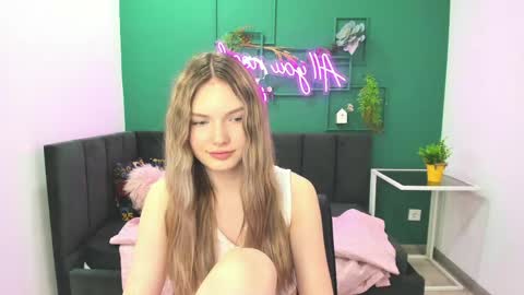 Snapshot of evelineamore chatting on 3, 6, 2026 Eveline online show from 3, 6, 2026