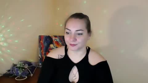 Snapshot of evelineli chatting on 28, 2, 2025 Lydia online show from 28, 2, 2025