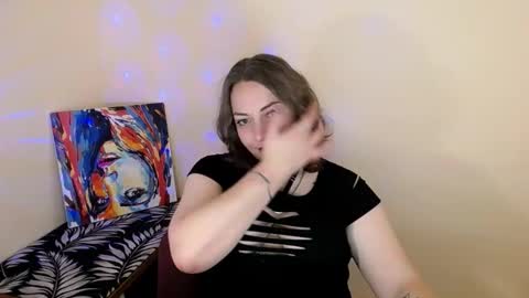 Snapshot of evelineli chatting on 29, 9, 2025 Lydia online show from 29, 9, 2025