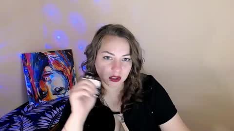 Snapshot of evelineli chatting on 5, 10, 2025 Lydia online show from 5, 10, 2025