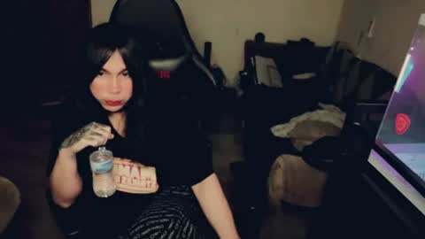 Snapshot of evelyn420521 chatting on 14, 7, 2026 evelyn420521 online show from 14, 7, 2026