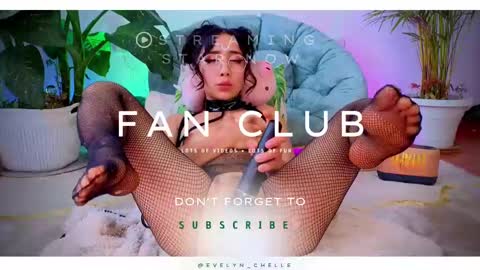 Im Eve or Chelle Next Stream 191224  online show from 17, 2, 2025