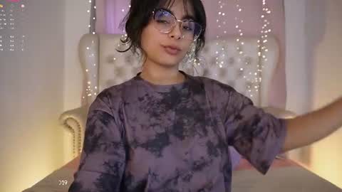 Snapshot of evelyn_evelyn chatting on 23, 6, 2026 evelyn evelyn online show from 23, 6, 2026