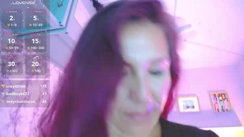 Juliana online show from 4, 1, 2025