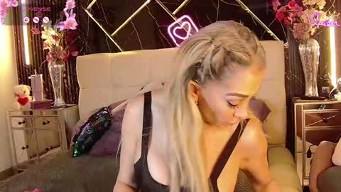 Snapshot of evelynagrey chatting on 22, 5, 2026 EvelynaGrey online show from 22, 5, 2026