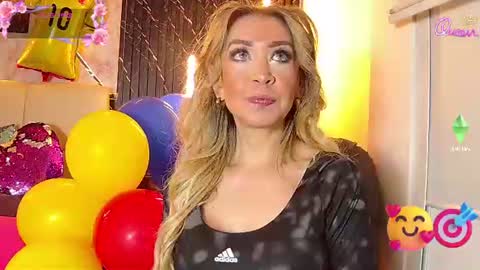 Snapshot of evelynagrey chatting on 3, 7, 2026 EvelynaGrey online show from 3, 7, 2026
