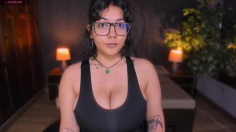  Evelyn  online show from 19, 2, 2026