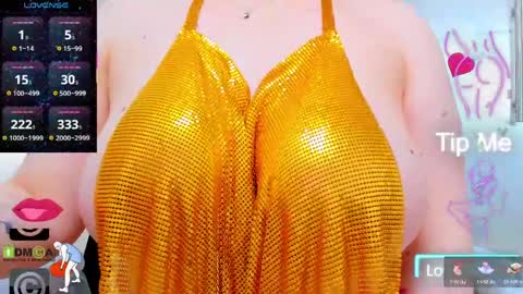 Snapshot of evelyne_rose chatting on 28, 5, 2026 evelyne_rose online show from 28, 5, 2026