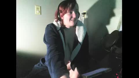 Snapshot of evelynnangel13 chatting on 14, 2, 2025 Evelynn Angel online show from 14, 2, 2025