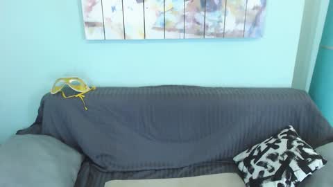 Everly online show from 7, 3, 2025