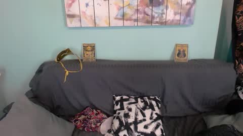 Everly online show from 27, 9, 2025