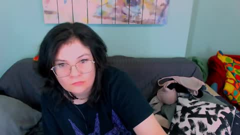 Everly online show from 1, 4, 2026