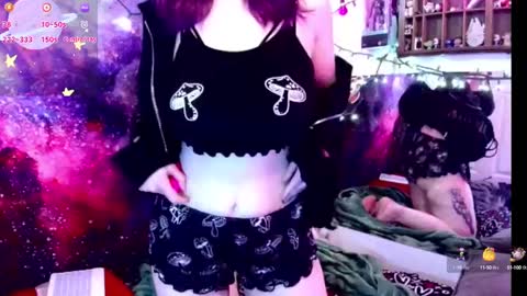 Snapshot of everlyester chatting on 28, 2, 2025 Evie online show from 28, 2, 2025