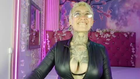 everlyn_sexx online show from 17, 4, 2026