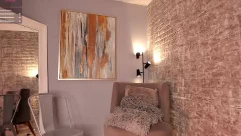 Snapshot of everyh chatting on 8, 2, 2025 Sophia online show from 8, 2, 2025