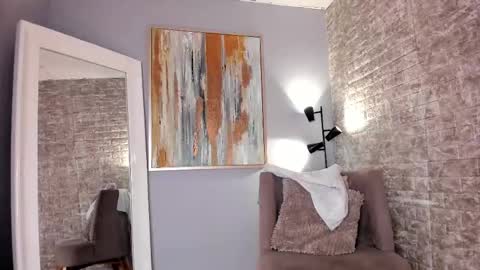 Snapshot of everyh chatting on 25, 2, 2025 Sophia online show from 25, 2, 2025