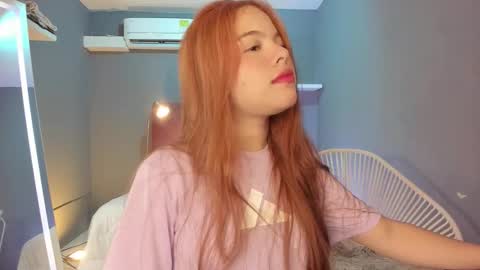 Snapshot of everyh chatting on 1, 10, 2025 Sophia online show from 1, 10, 2025