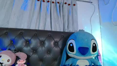 Snapshot of evie_cloud chatting on 5, 6, 2026 Evie Cloud online show from 5, 6, 2026
