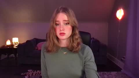 Evie3 online show from 17, 12, 2024