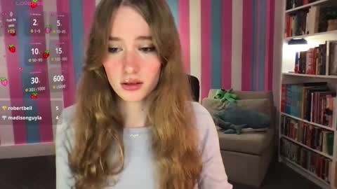 Evie3 online show from 18, 12, 2025