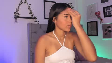 Snapshot of evieh1_ chatting on 15, 1, 2025 Ivi Alejandra  online show from 15, 1, 2025