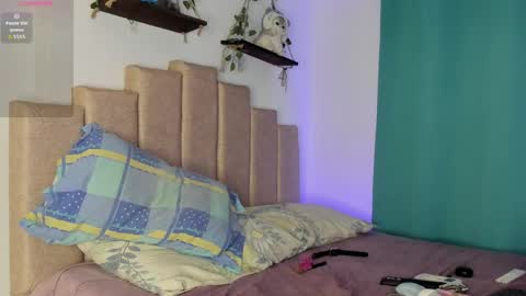 Snapshot of evieh1_ chatting on 3, 5, 2026 Ivi Alejandra online show from 3, 5, 2026