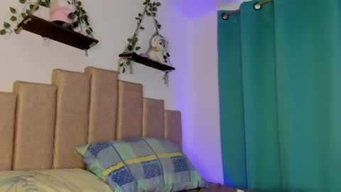 Snapshot of evieh1_ chatting on 21, 5, 2026 Ivi Alejandra online show from 21, 5, 2026