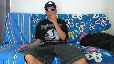 Snapshot of evil_boss1 chatting on 19, 5, 2026 evil_boss1 online show from 19, 5, 2026