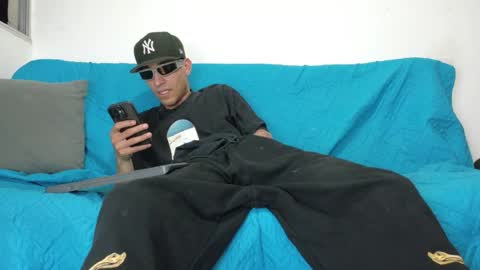Snapshot of evil_boss1 chatting on 27, 6, 2026 evil_boss1 online show from 27, 6, 2026