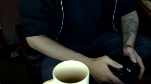 Snapshot of evilshadow41 chatting on 28, 1, 2025 Shadow online show from 28, 1, 2025